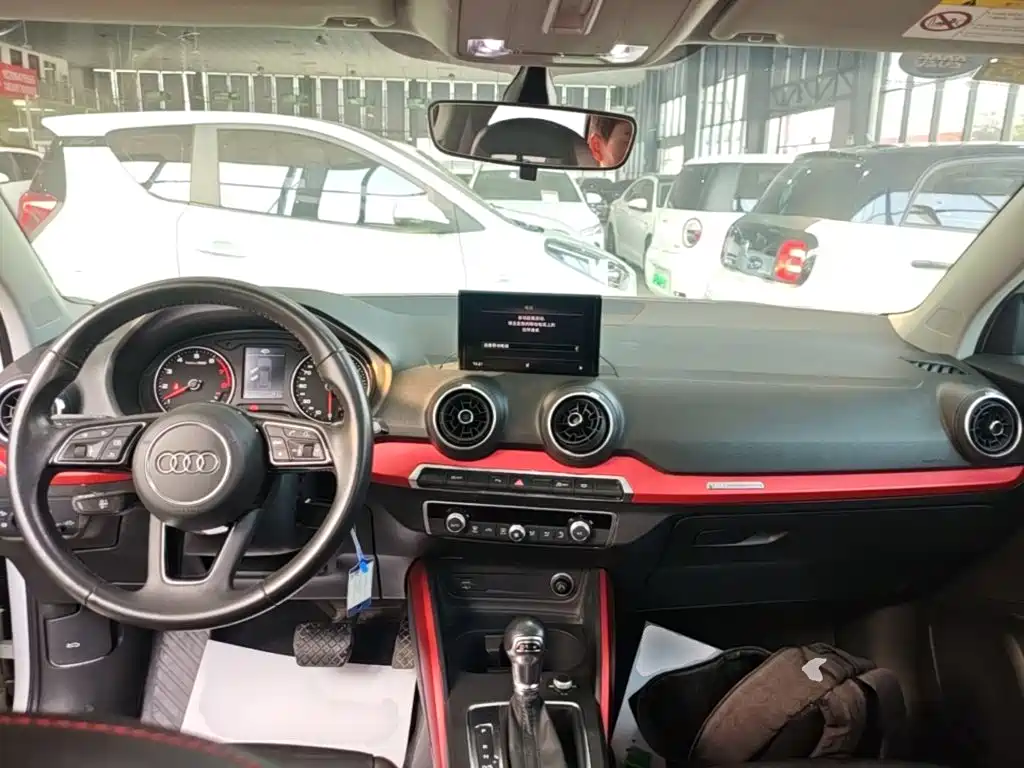 Audi Q2L — миниатюра 10