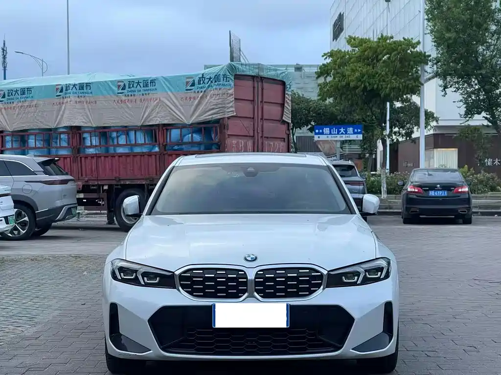 BMW 3 Series — миниатюра 2