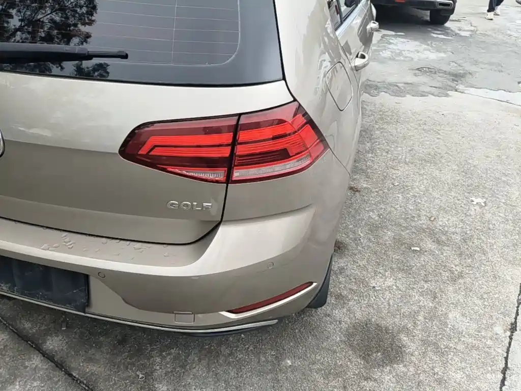 Volkswagen Golf — миниатюра 8