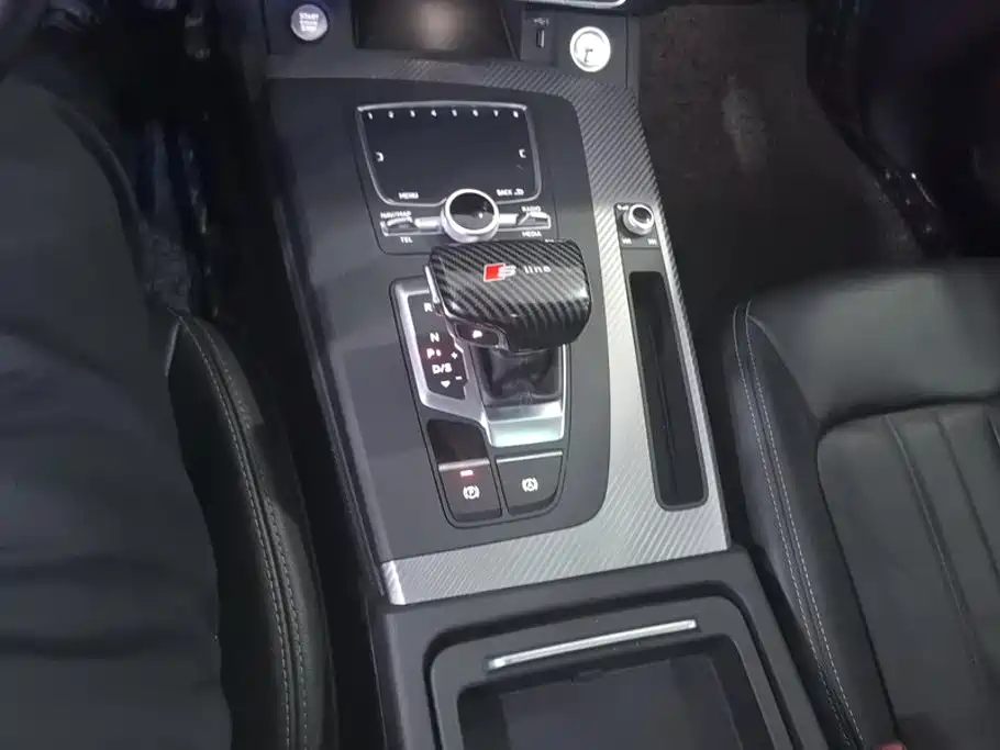 Audi Q5L — миниатюра 16