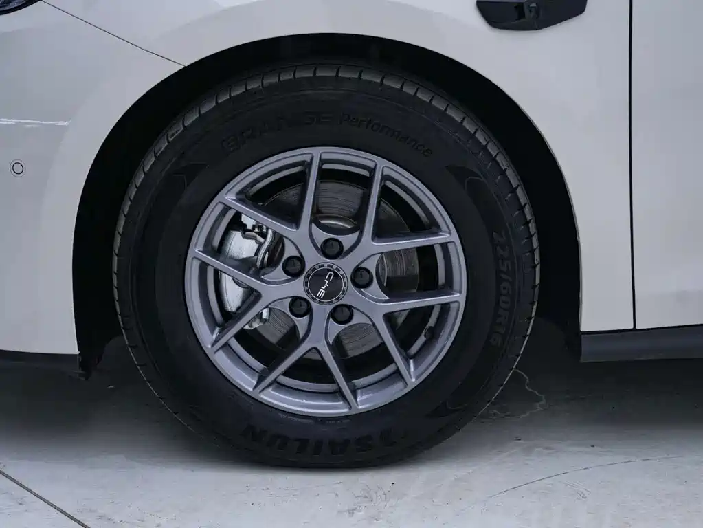 BYD Seal 06 — миниатюра 8