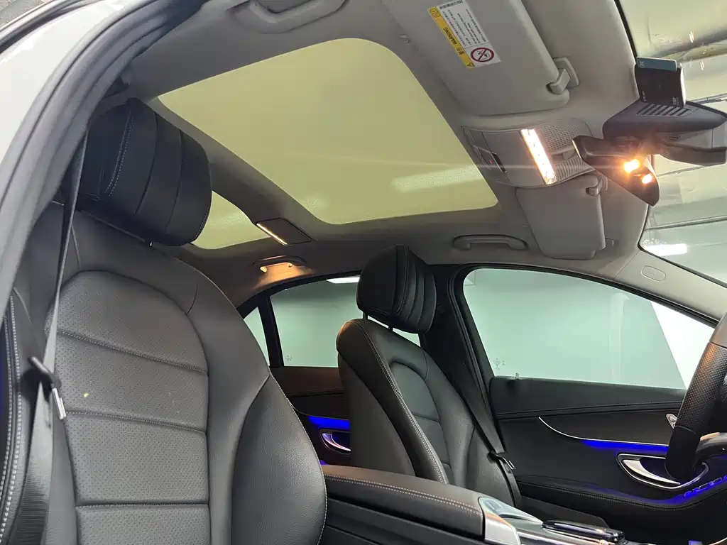 Mercedes-Benz C-Class — миниатюра 14