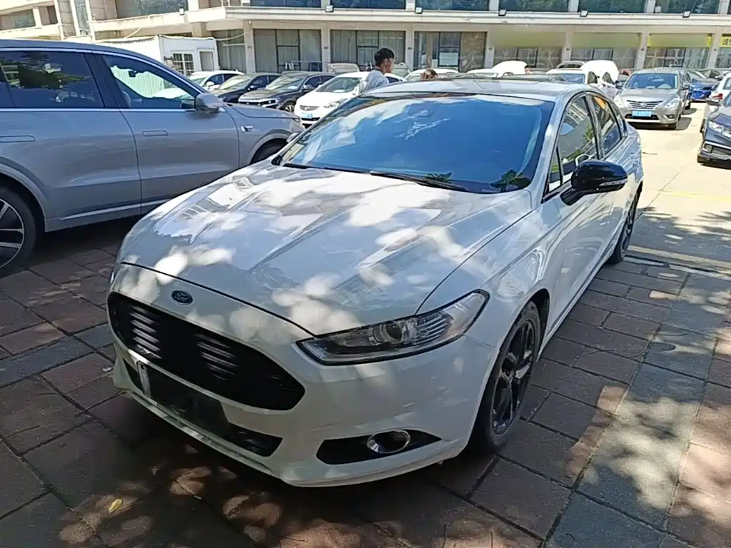 Ford Mondeo — миниатюра 2