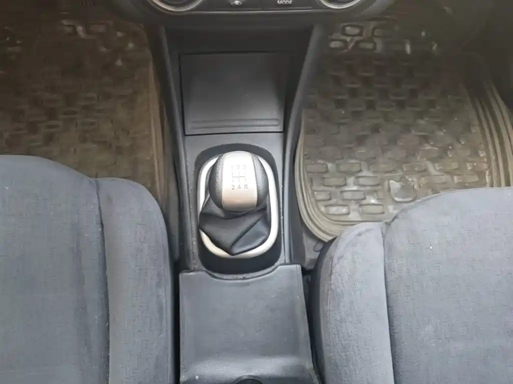 Nissan Sylphy — миниатюра 14