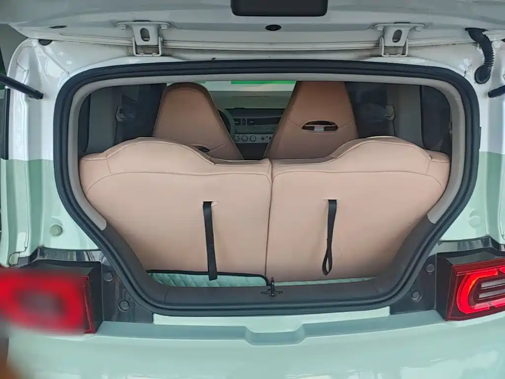 Wuling MINIEV — миниатюра 19