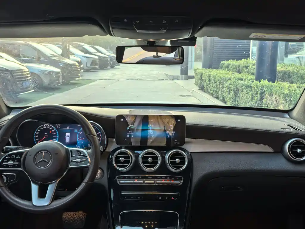 Mercedes-Benz GLC — миниатюра 8