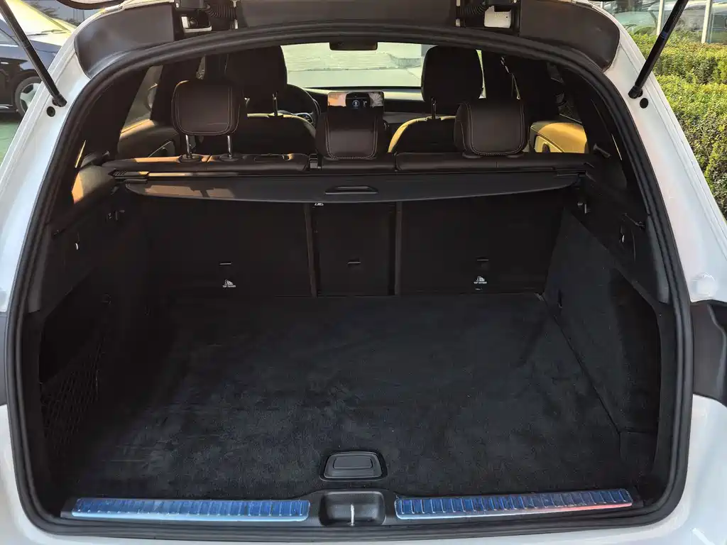 Mercedes-Benz GLC — миниатюра 10