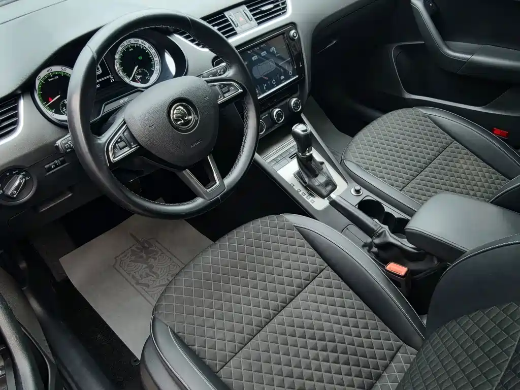 Skoda Octavia — миниатюра 6