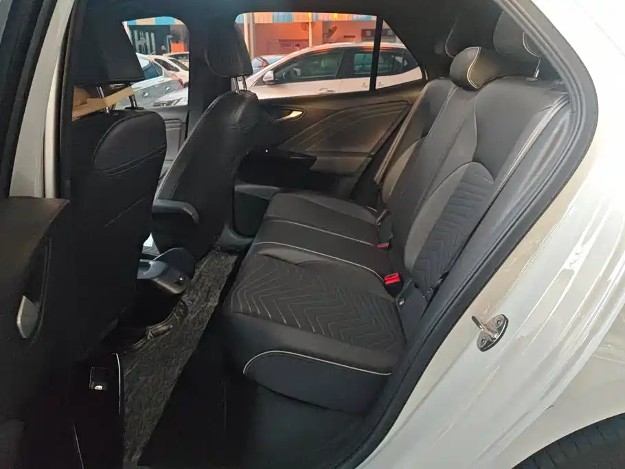 Volkswagen ID.3 — миниатюра 11