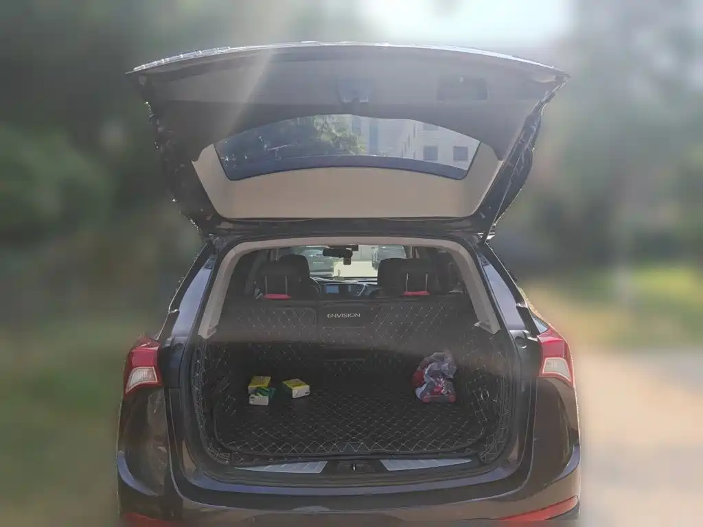 Buick Envision Plus — миниатюра 10