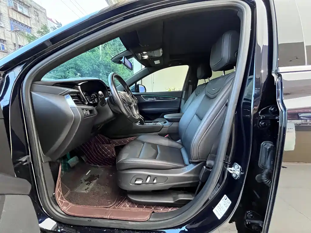 Cadillac XT5 — миниатюра 10