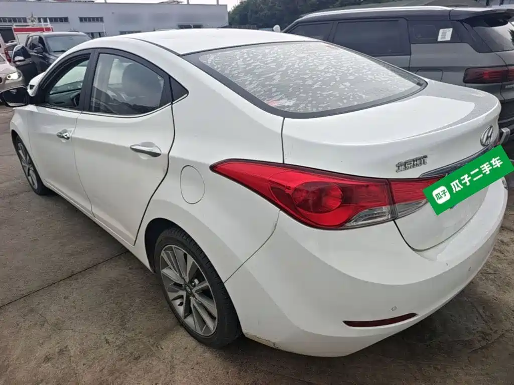 Hyundai Elantra Langdong — миниатюра 5