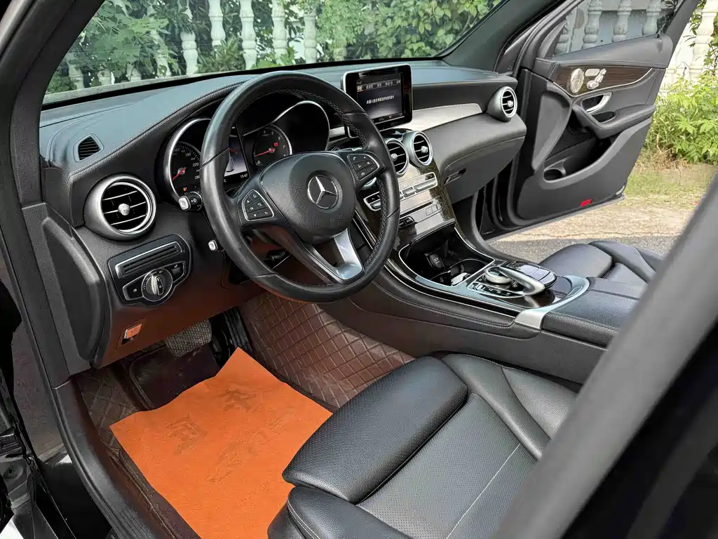 Mercedes-Benz GLC — миниатюра 8