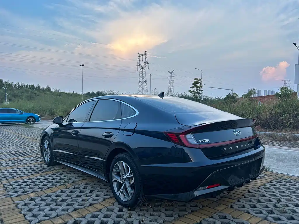 Hyundai Sonata — миниатюра 4