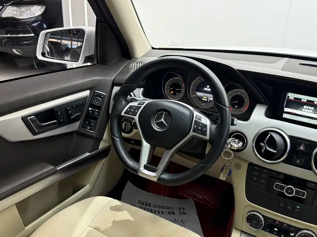 Mercedes-Benz GLK-Class — миниатюра 8