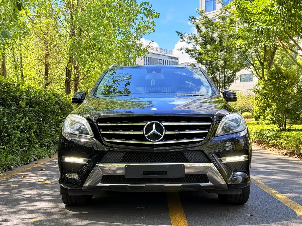 Mercedes-Benz M-Class — миниатюра 2