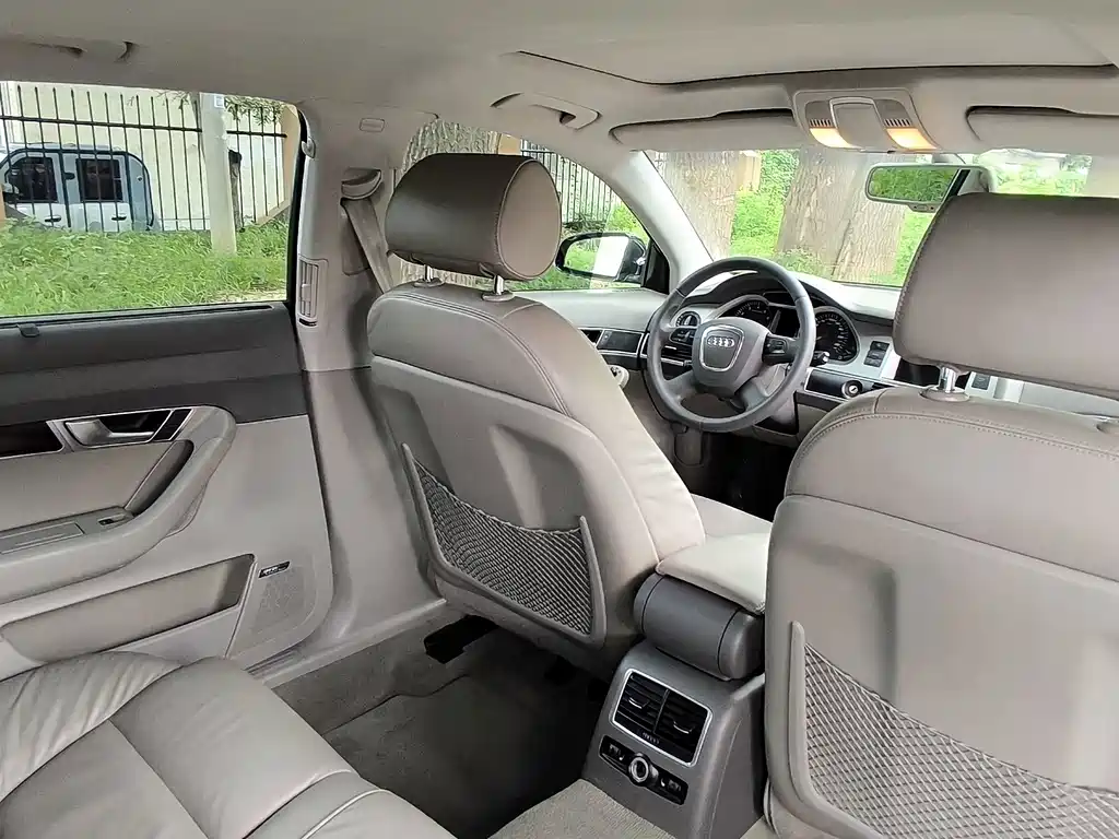 Audi A6L — миниатюра 12