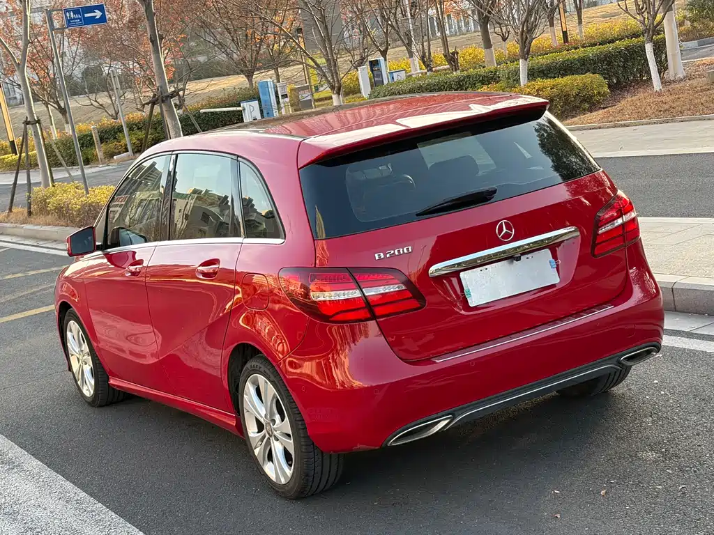 MERCEDES-BENZ B CLASS