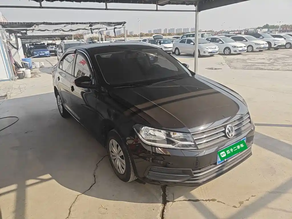 Volkswagen Santana — миниатюра 4