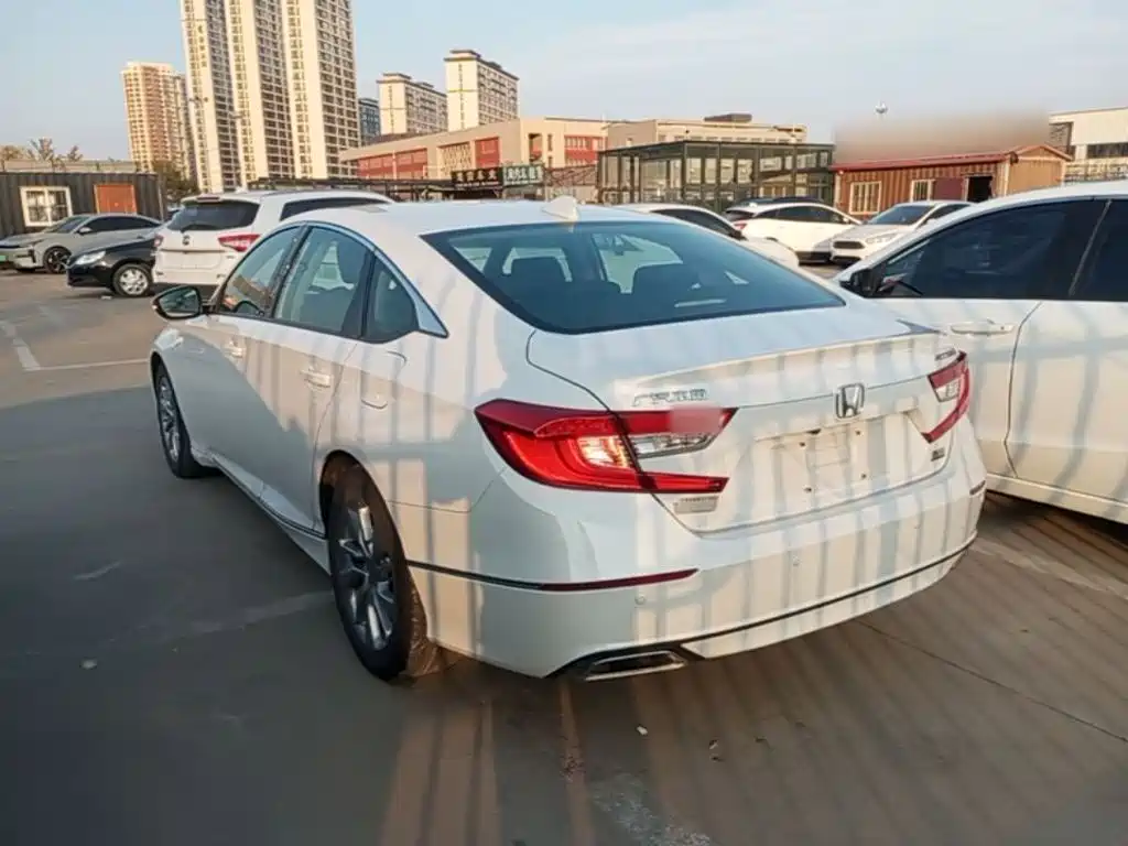 Honda Accord — миниатюра 5