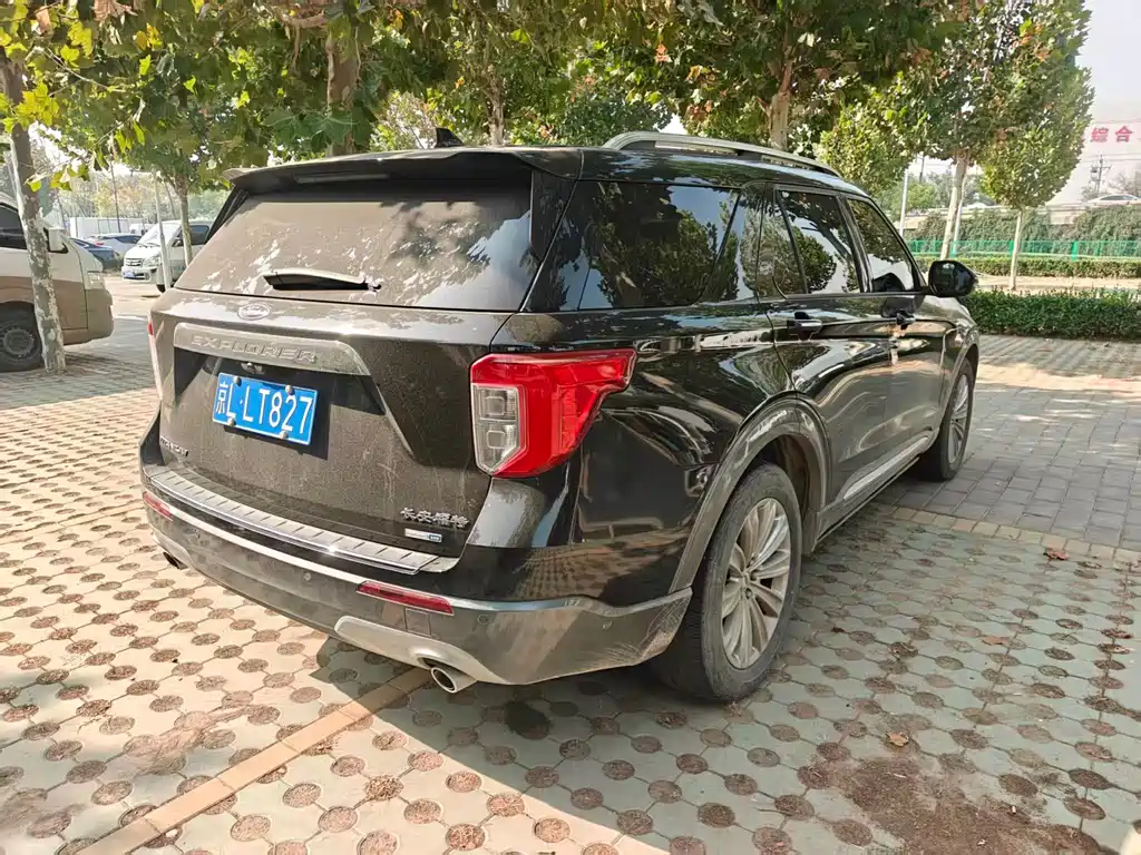 Ford Explorer — миниатюра 13