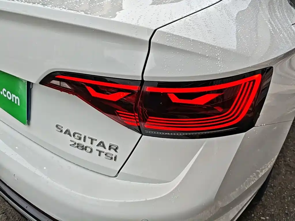 Volkswagen Sagitar — миниатюра 8