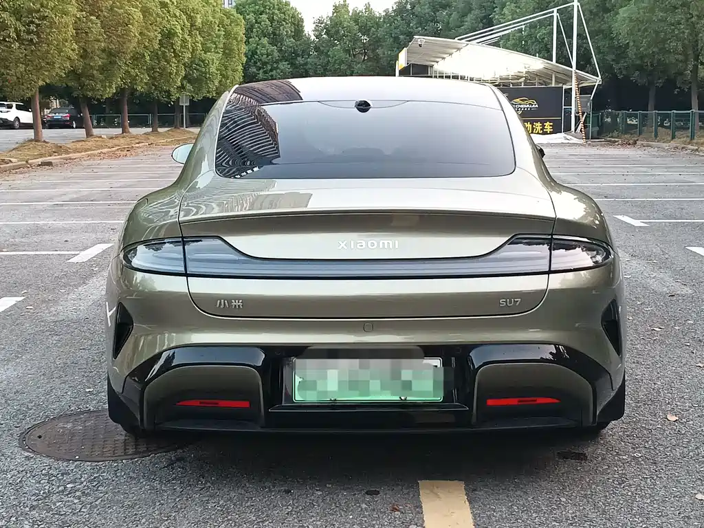 Xiaomi SU7 — миниатюра 10