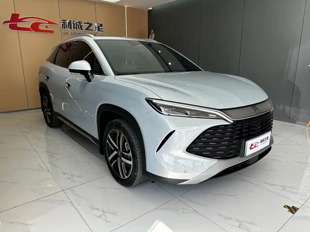 BYD L DM-i — миниатюра 3