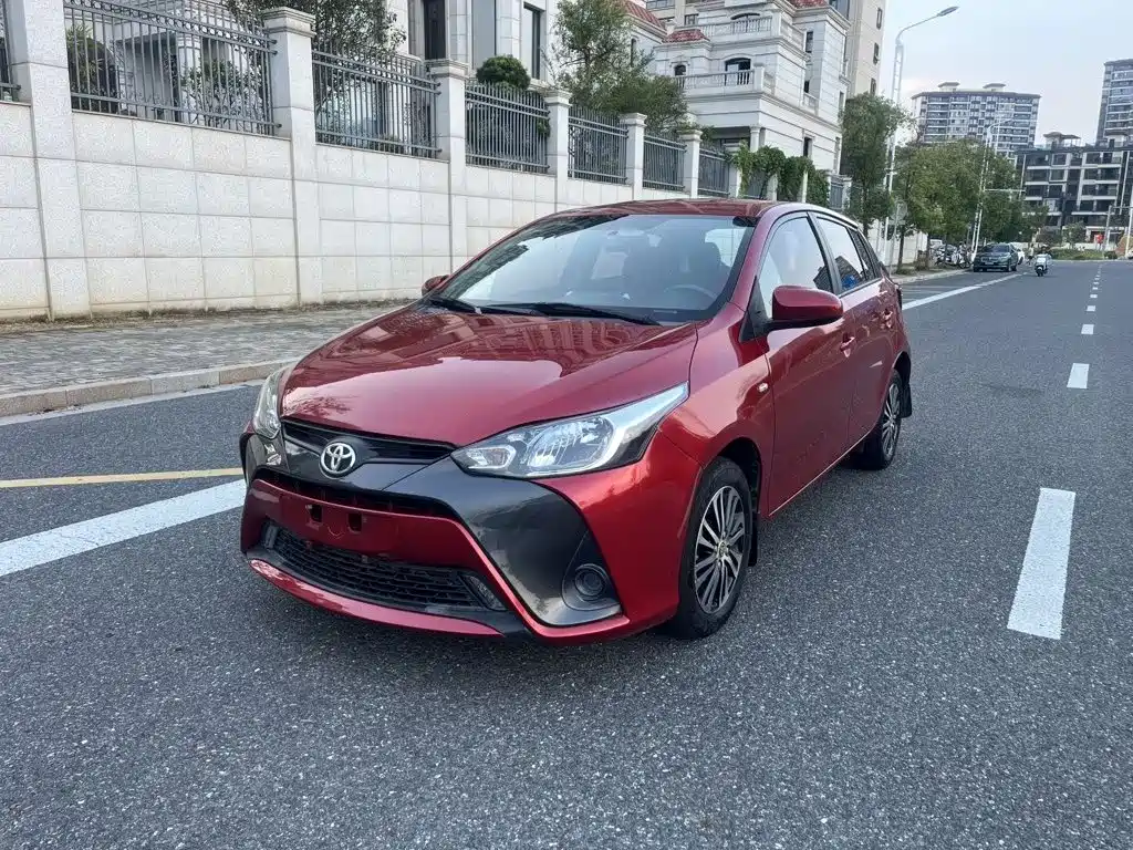 Toyota Yaris L