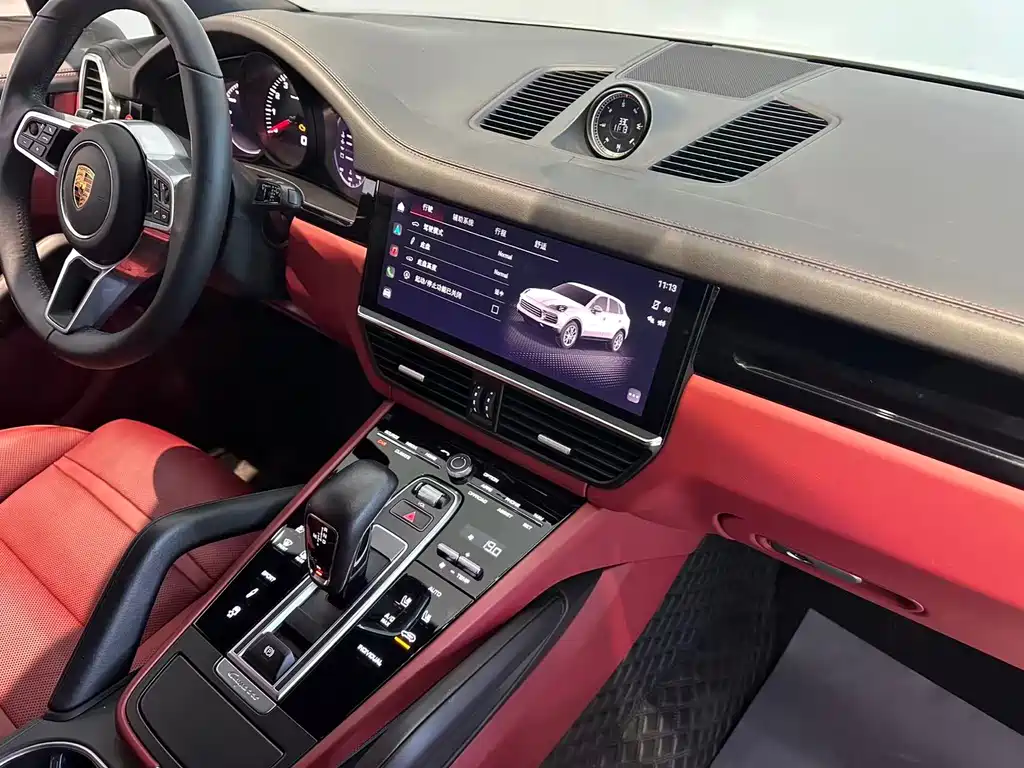 Porsche Cayenne — миниатюра 9