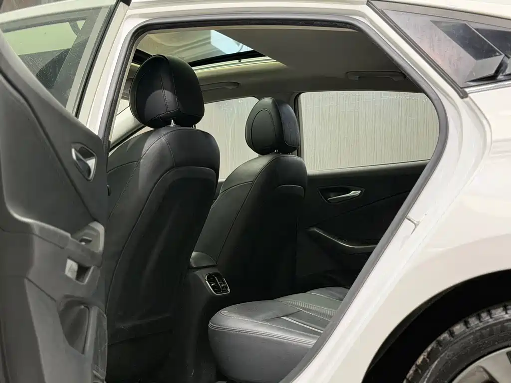 Hyundai Fista — миниатюра 5