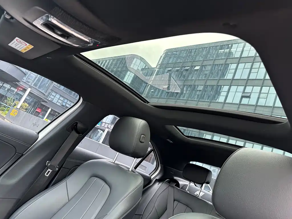 Mercedes-Benz A-Class — миниатюра 9