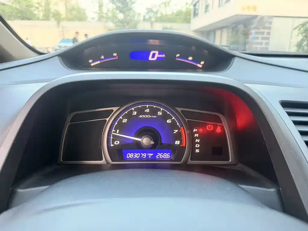 Honda Civic — миниатюра 20