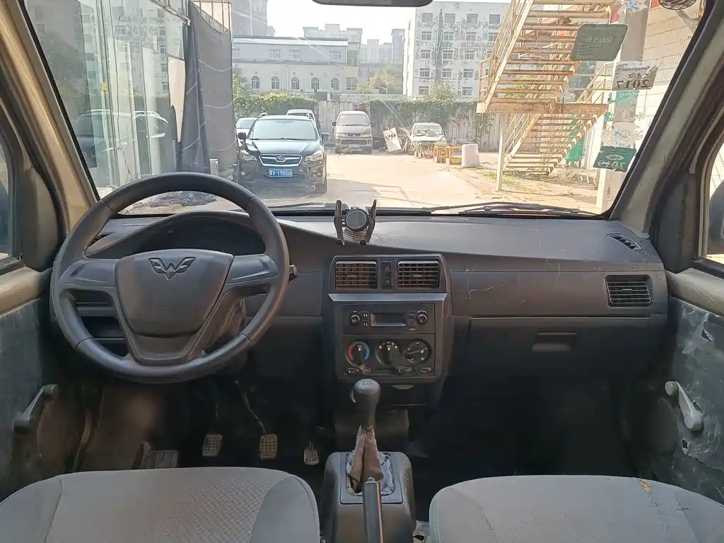 Wuling Rongguang — миниатюра 11