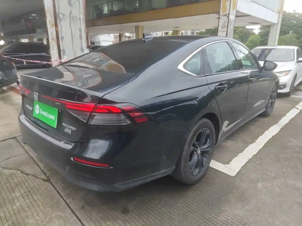 Honda Accord — миниатюра 7