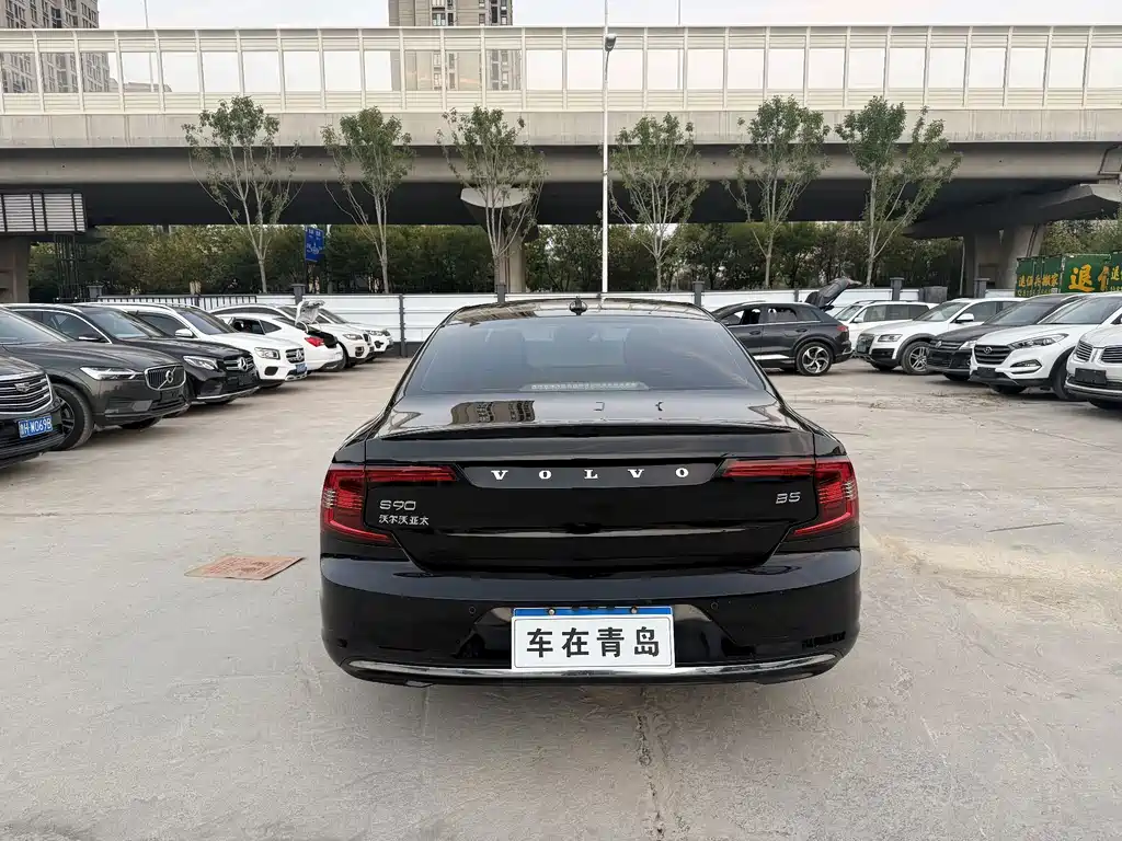 Volvo S90 — миниатюра 11