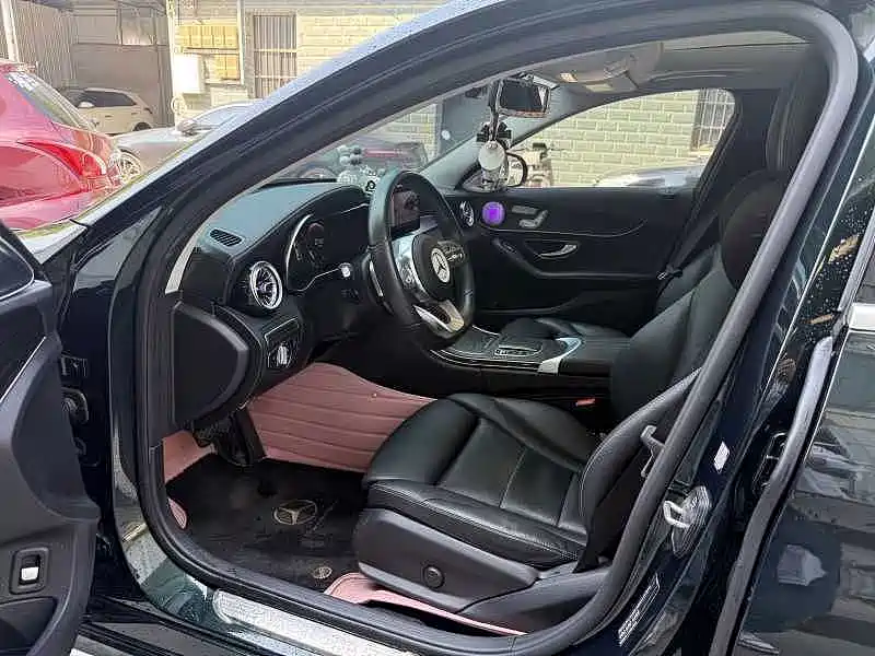 Mercedes-Benz C-Class — миниатюра 4