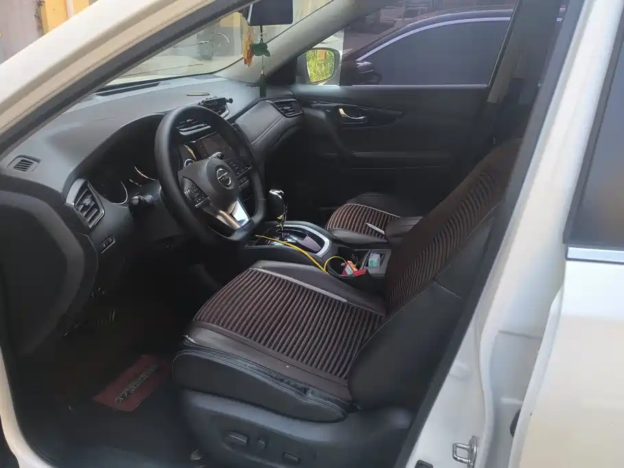 Nissan X-Trail — миниатюра 9