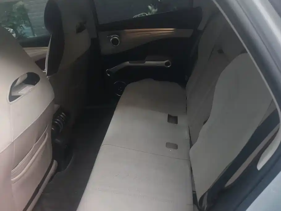 BYD Yuan Plus — миниатюра 11