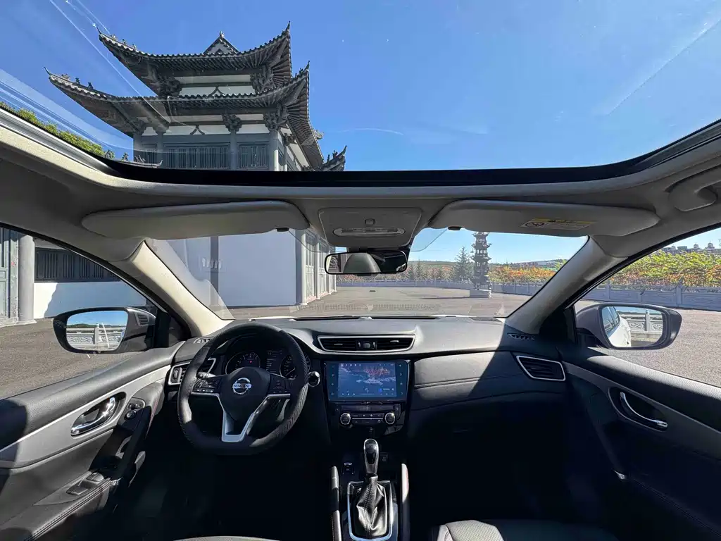 Nissan Qashqai — миниатюра 17