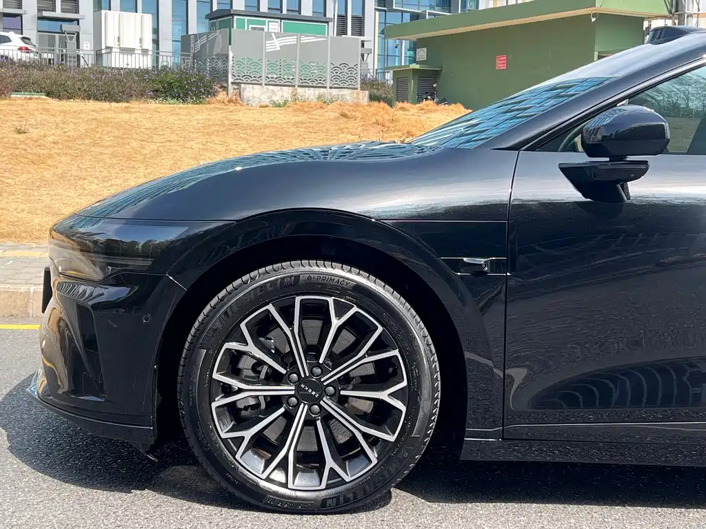 ZEEKR EXTREME KRYPTON 007