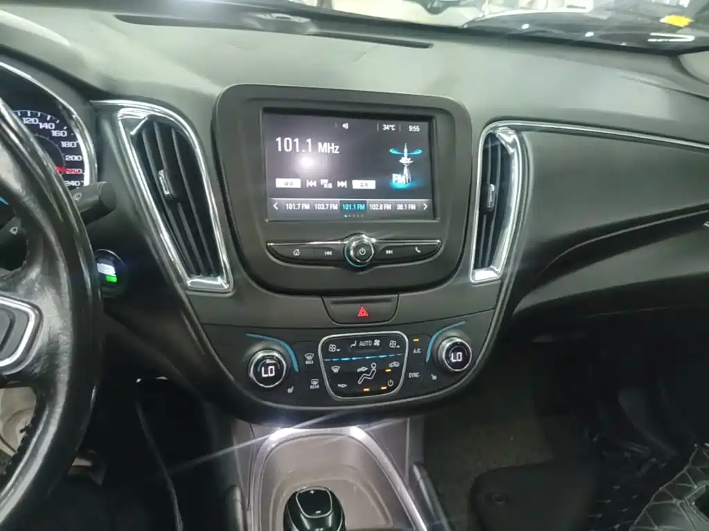 Chevrolet Malibu XL — миниатюра 13