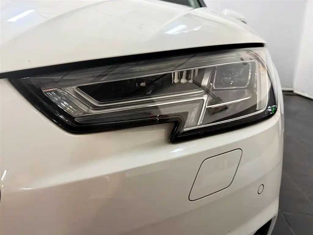 Audi A4L — миниатюра 6