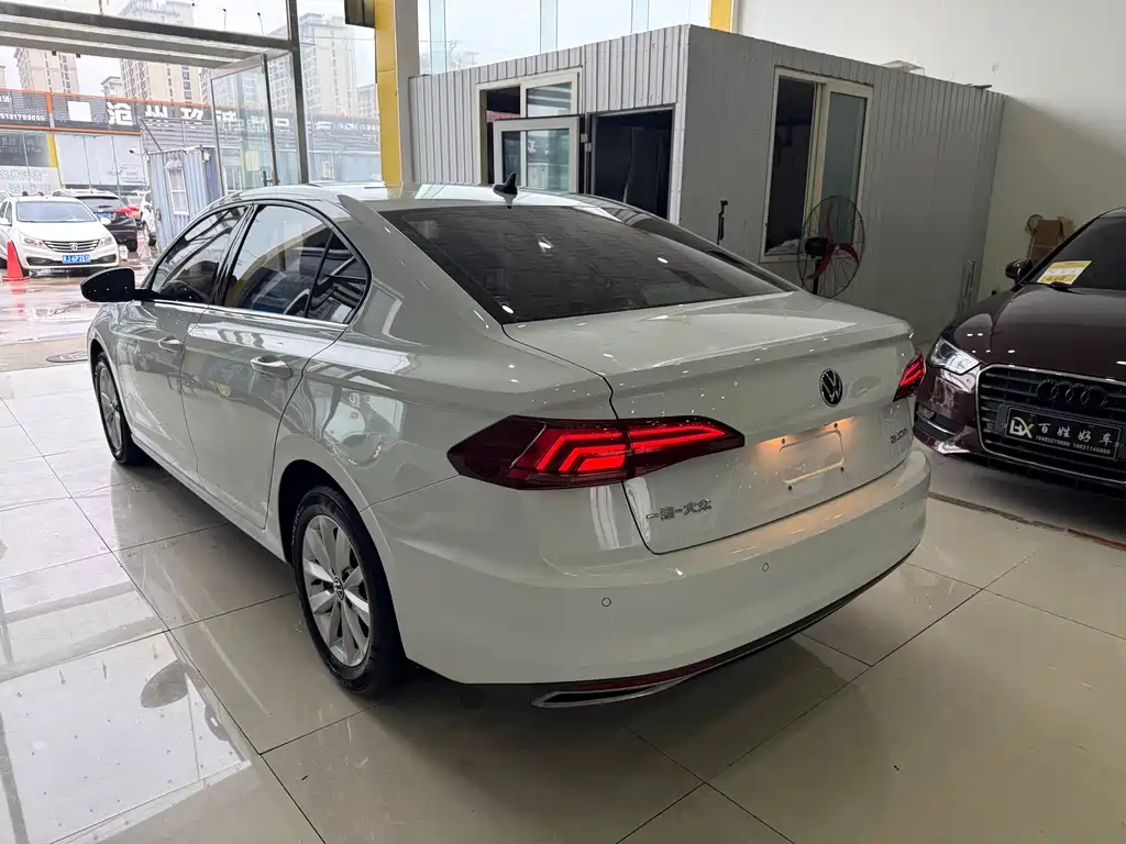 Volkswagen Bora — миниатюра 6