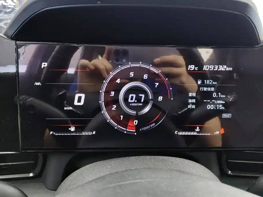 Hyundai Elantra — миниатюра 14