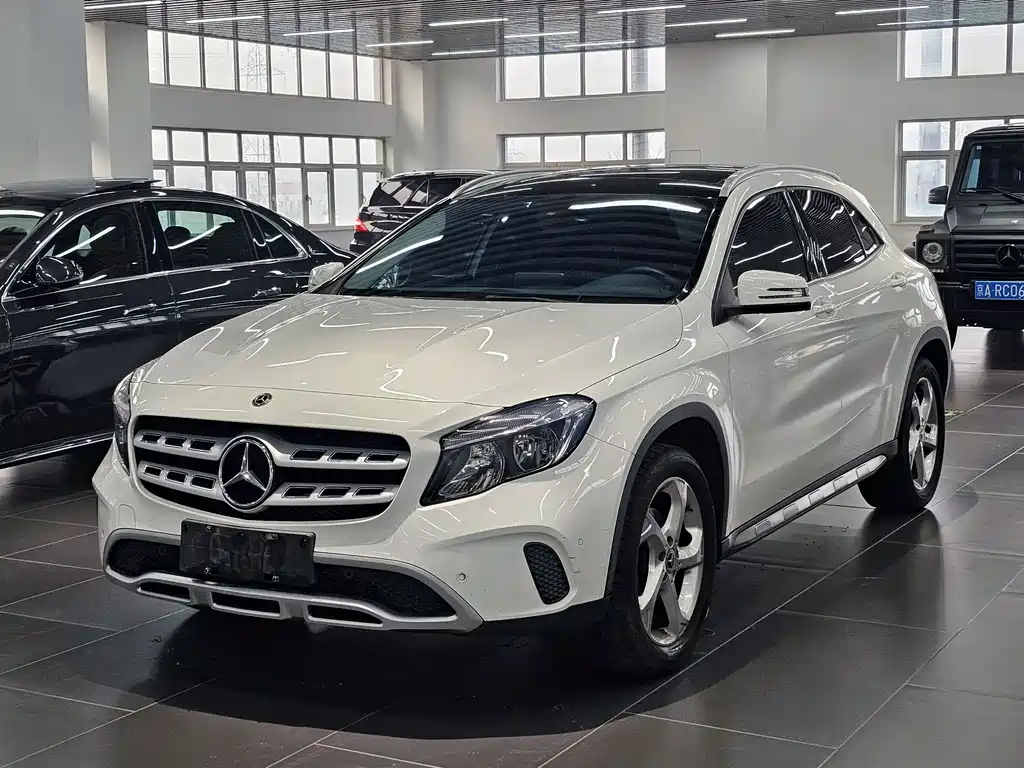 Mercedes-Benz GLA 2019