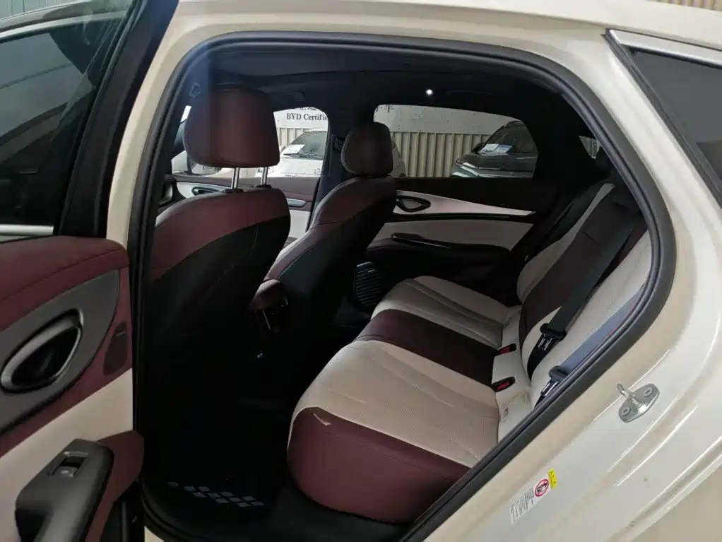 BYD Seal 07 DM-i — миниатюра 13