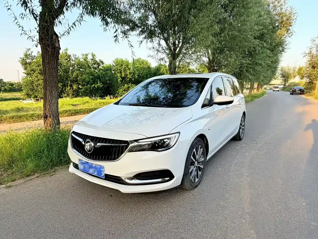 Buick GL6