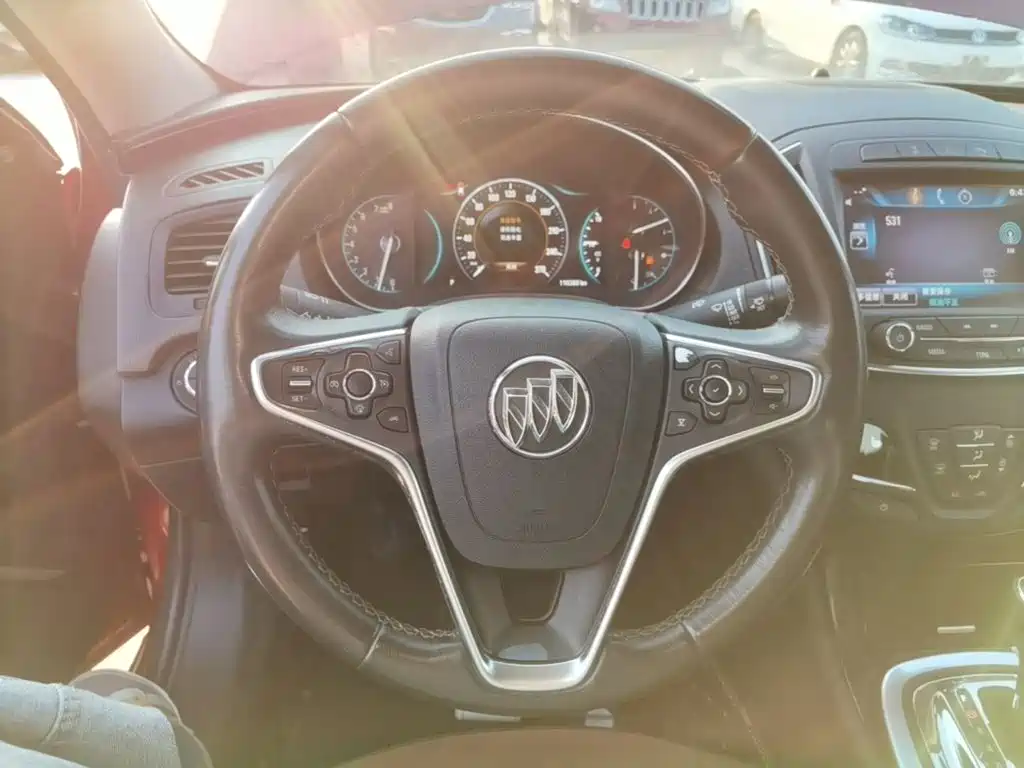 Buick Regal — миниатюра 11