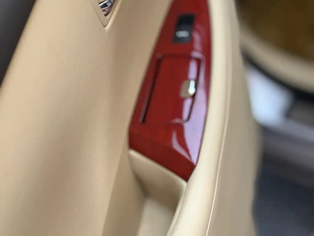 Lexus ES — миниатюра 12